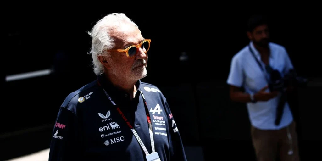 Flavio Briatore giver opdatering på Franco Colapintos fremtid