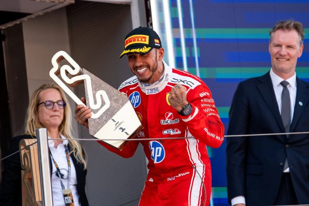 Lewis Hamilton i massiv triumf: Nu afslører han sit hemmelige våben