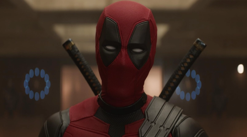 Ryan Reynolds overrasker Marvel-fans i nyt Deadpool-kostume: Optræden sætter gang i nye teorier