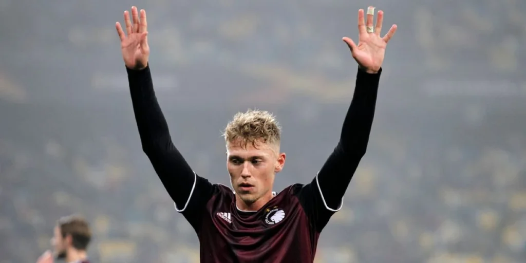 Flere år siden det skete: Nu kan Viktor Fischer vende tilbage