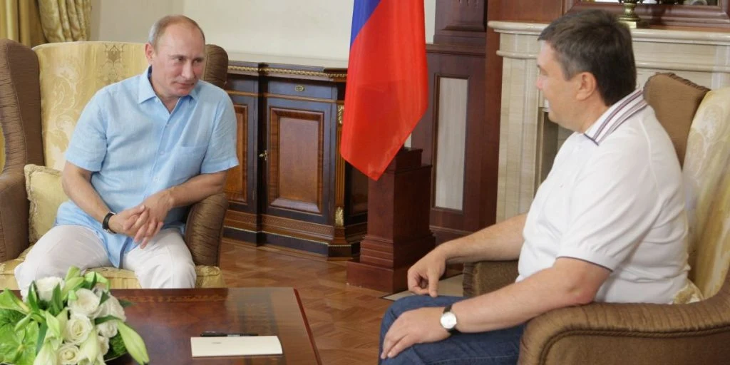 Vladimir_Putin_and_Viktor_Yanukovych