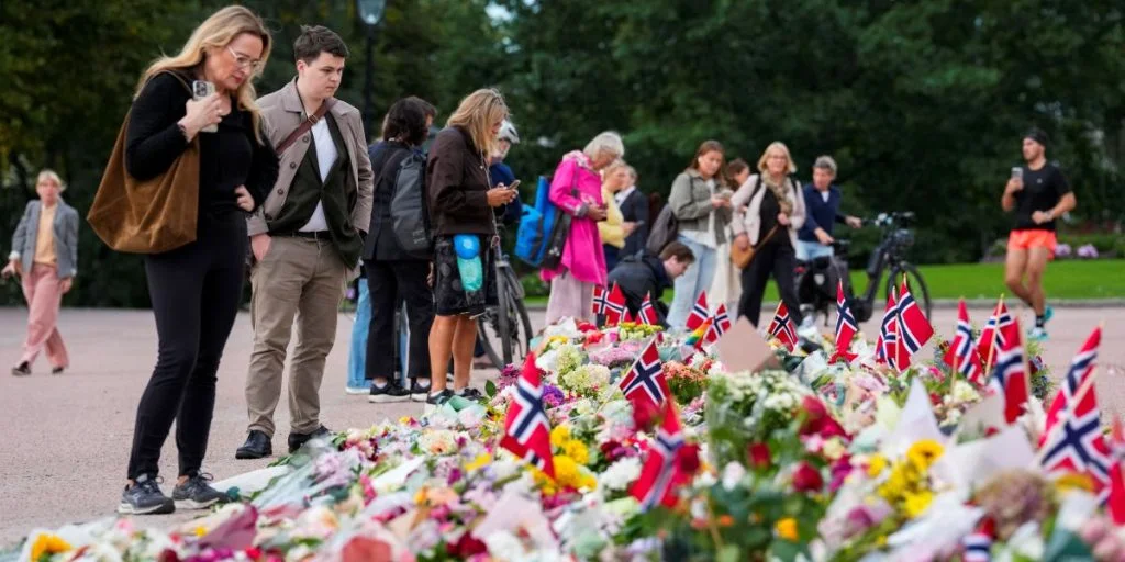 Statsminister reagerer på kong Haralds død: “Det er med dyb sorg”