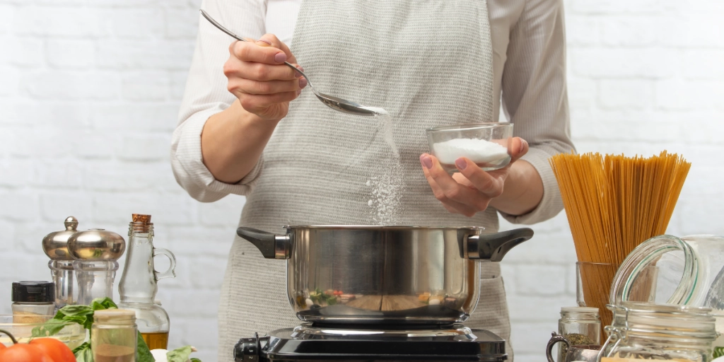 Salt, food, cooking
