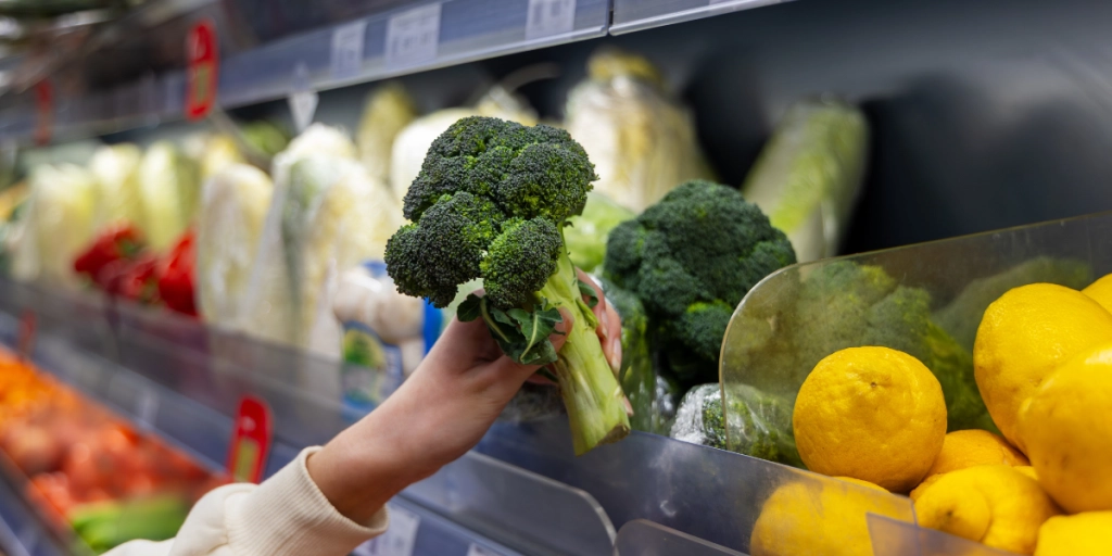 Vegetables, Veggies, Broccoli, Grocery Store