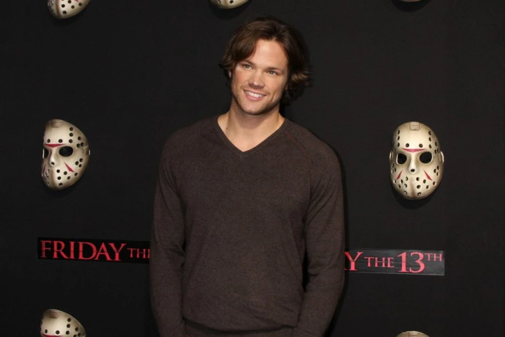 Netflix afslører ny romantisk storfilm til jul: Jared Padalecki og Leighton Meester får hovedrollerne