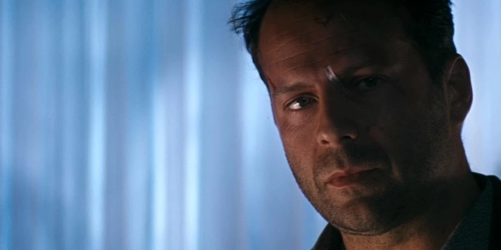 Bruce Willis’ bedste actionfilm siden ‘Die Hard’ har 35-års jubilæum i år