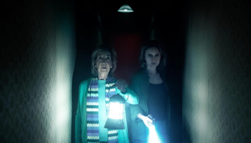 Ny Insidious-trailer afslører seriens hidtil mest skræmmende mareridt