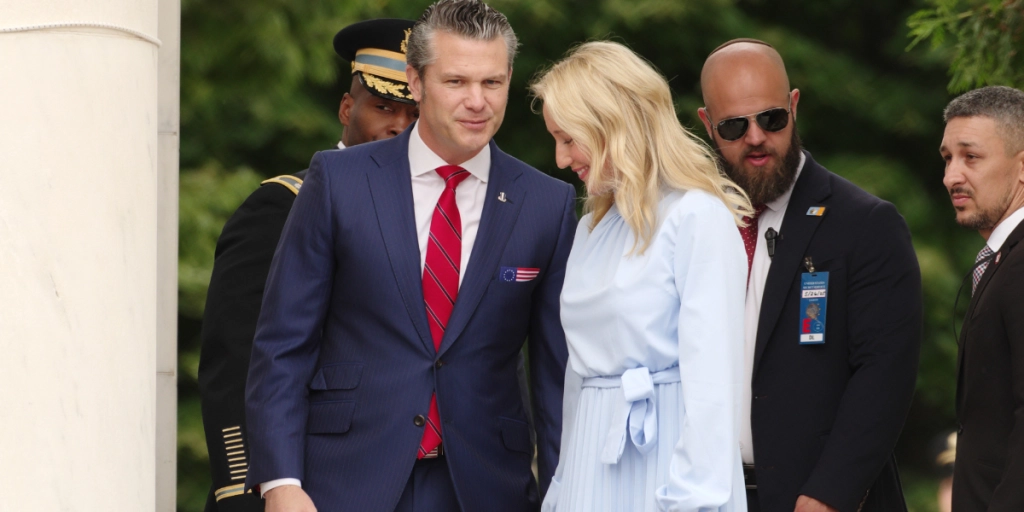 Jennifer Hegseth: Die Ehefrau des Verteidigungsministers und ihr „unfassbarer“ Zugang zu Militärgeheimnissen