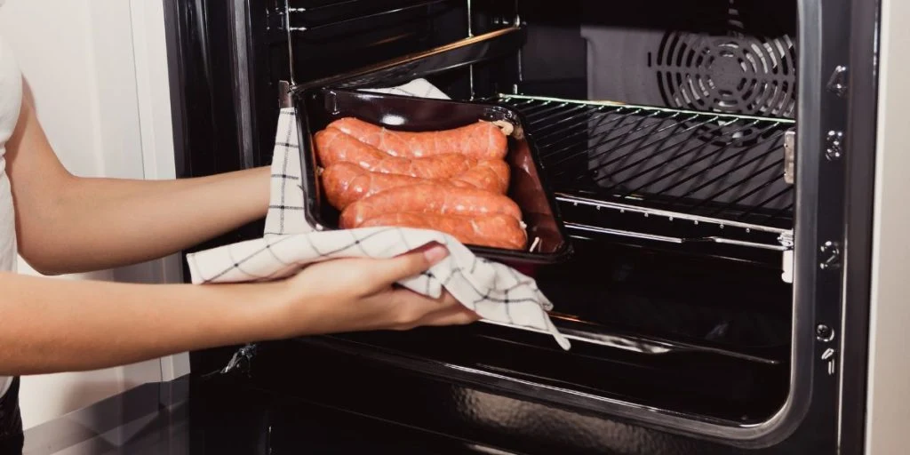 Sausages in oven pølser i ovn
