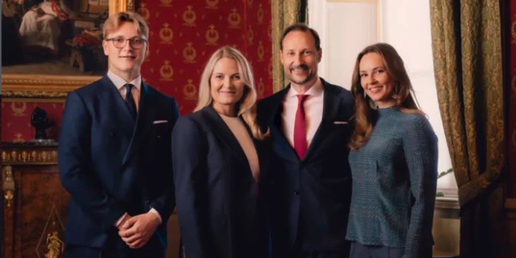 Kronprinsfamilien, Haakon, Mette-Marit, Ingrid Alexandra, Sverre Magnus, roual family of Norway,
