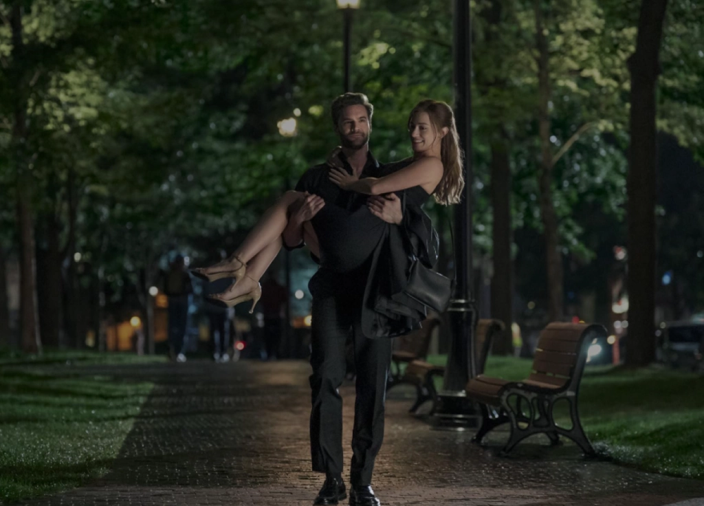 Populær romance-bestseller bliver film: Ny trailer til “The Love Hypothesis” skruer markant op for kemien