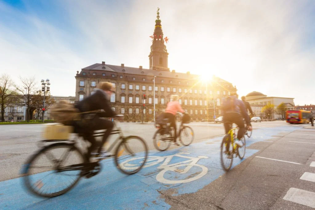 Sommerkaos i gatene: Nå risikerer sykkelturistene å bli stoppet