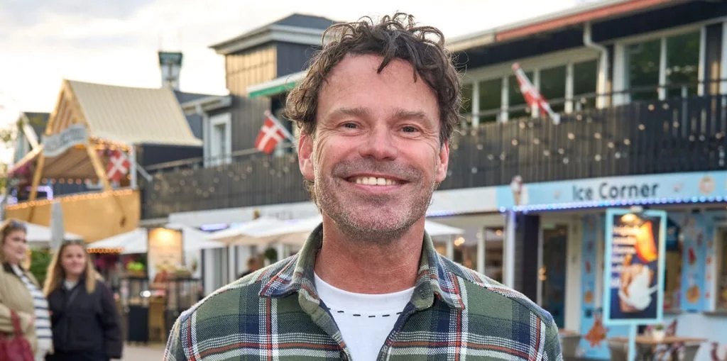 Sendte sviner på landsdækkende tv: Nu trækker Mick Øgendahl i land