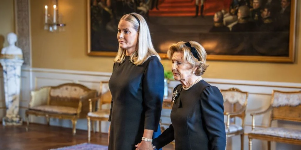 Dronning Mette-Marit og dronning Sonja