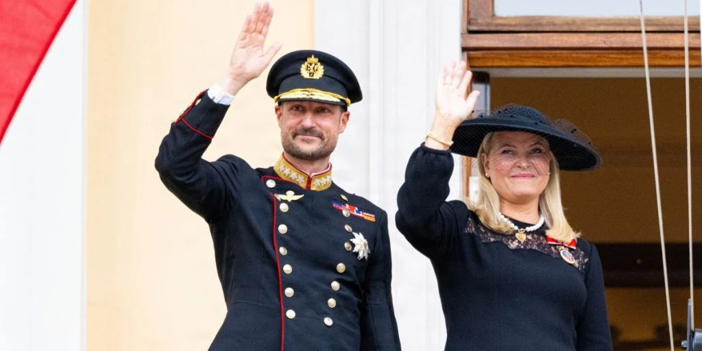 Efter et turbulent år: Endelig godt nyt for det norske kongehus