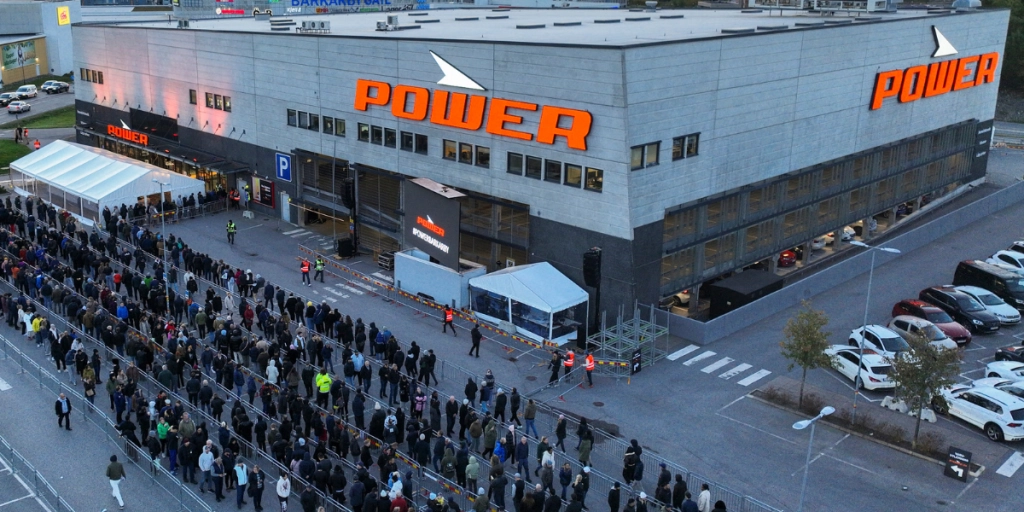 Power storsatser: Åpner fem nye elektronikkvarehus