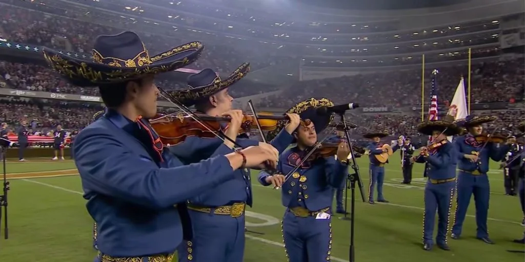 Mariachi Herencia de México band