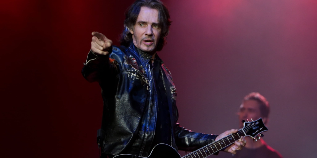 HUNTINGTON, NY - SEPT 13: Sangerinden Rick Springfield optræder ved en koncert i Paramount den 13. september 2018 i Huntington, New York.
