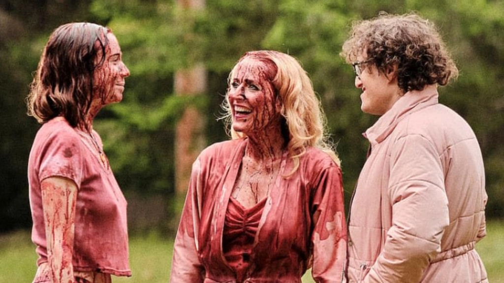 Gillian Anderson er ikke færdig med gysergenren: Hendes blodige nye film er snart klar ses derhjemme