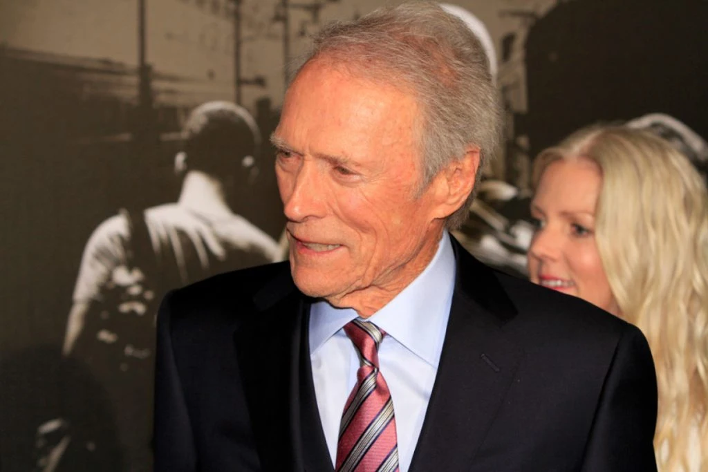 96-årige Clint Eastwood holder fast ved en daglig vane for et langt liv: Metoden har også hjulpet andre kendte