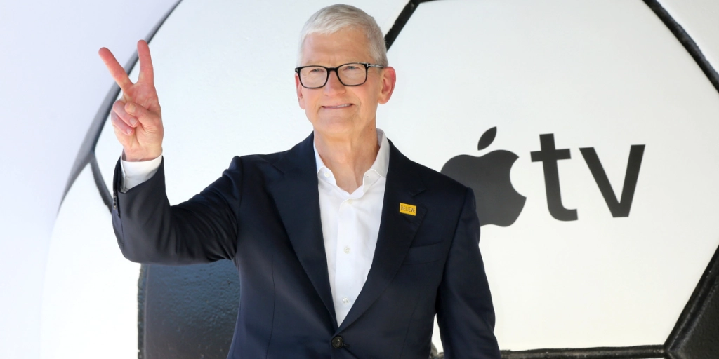 Tim Cook / Apple