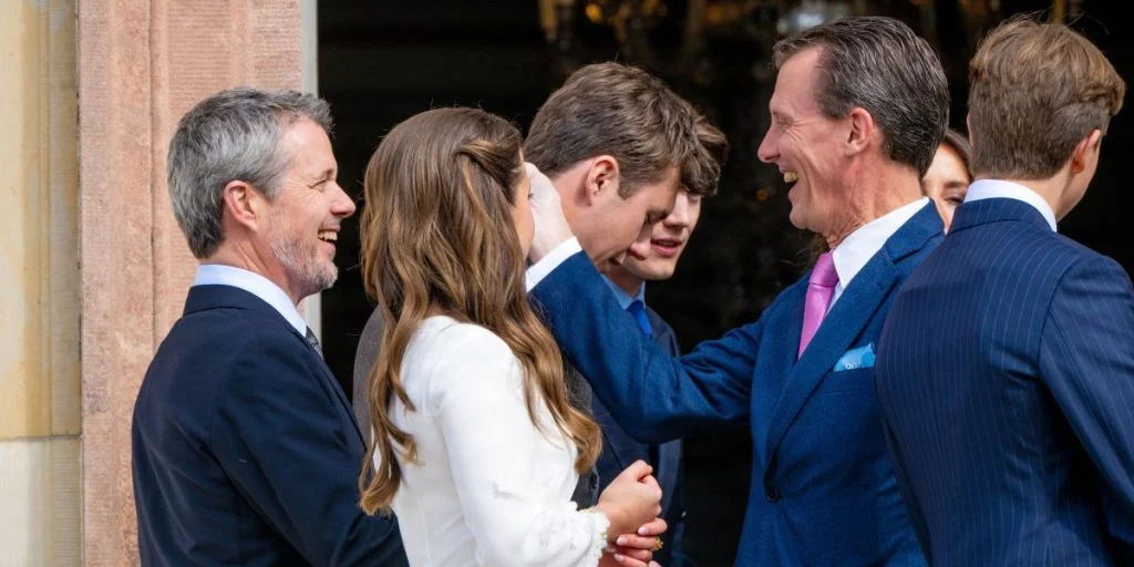 Rørende gestus fra kong Frederik og prins Joachim: Journalist glemmer det aldrig