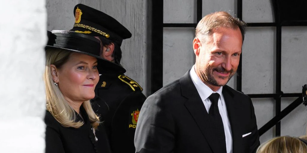 Kong Haakon sætter ord på Mette-Marits helbred efter operationen