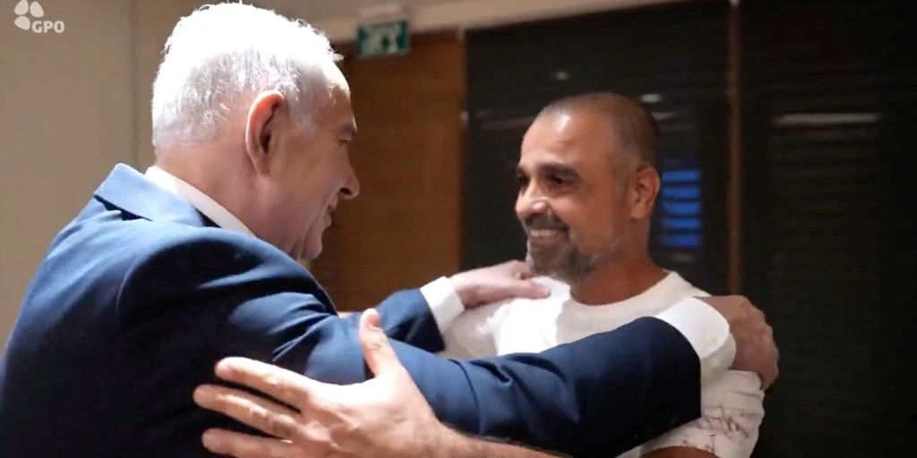 Netanyahu hylder passagerer efter voldsomt flydrama: Kunne være endt som 9/11