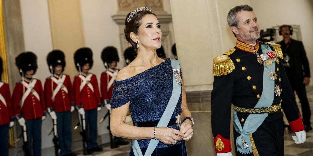 Dronning Mary skriver kongelig historie: Det er ikke sket i over 90 år