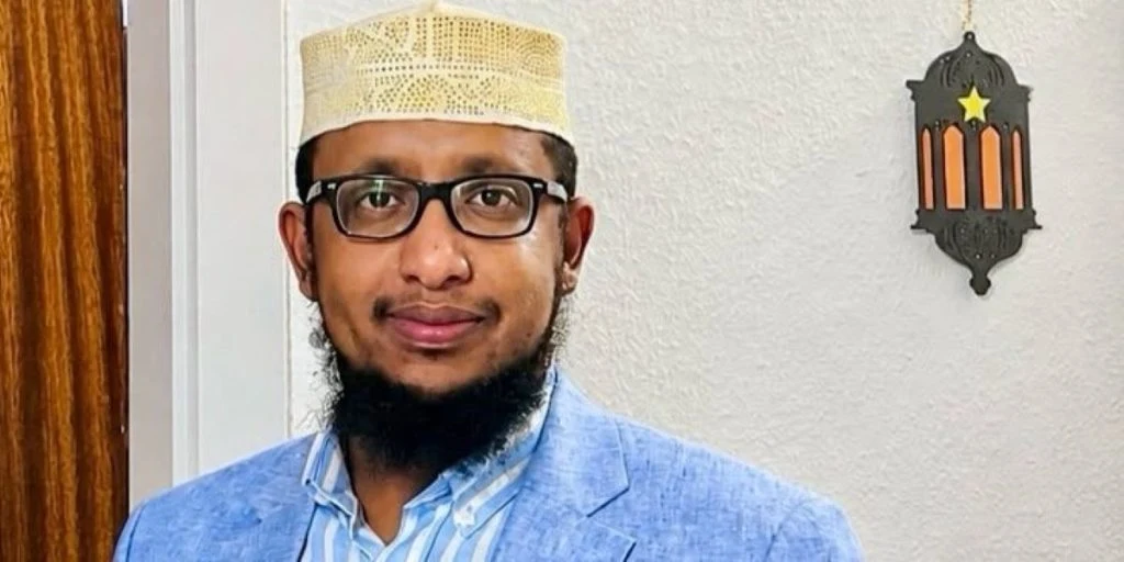 Muslimsk debattør slipper for straf: “Jeg vil ikke kalde det et lorteland mere”
