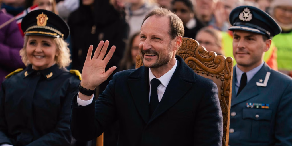 Kong Haakon i Narvik