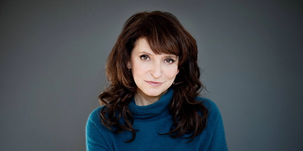 Susanne Bier og Stranger Things-stjerne slår sig sammen i nervepirrende true crime-serie på HBO Max