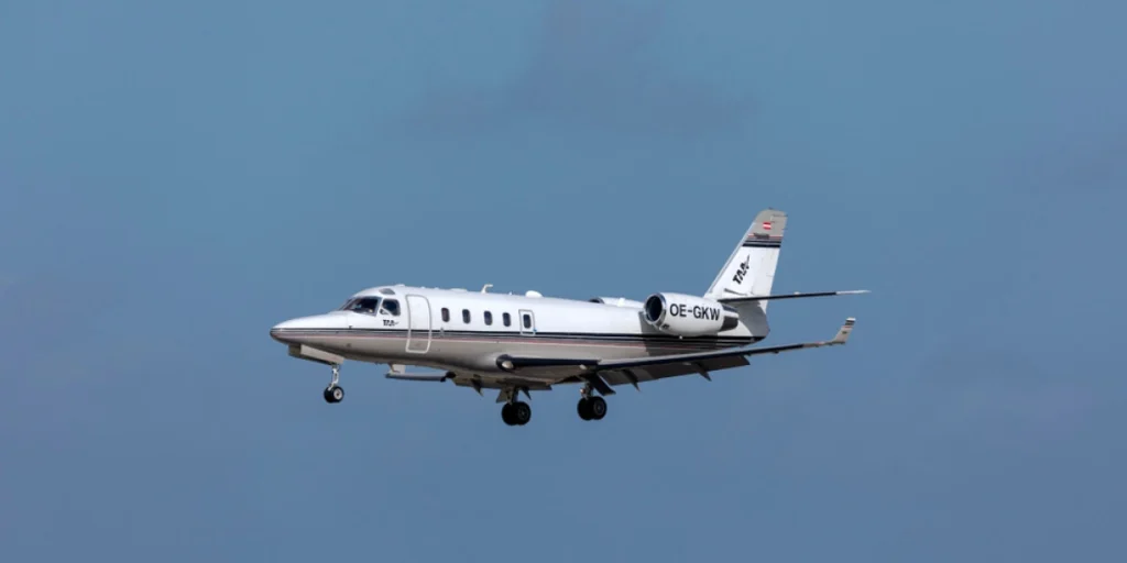 Gulfstream G100