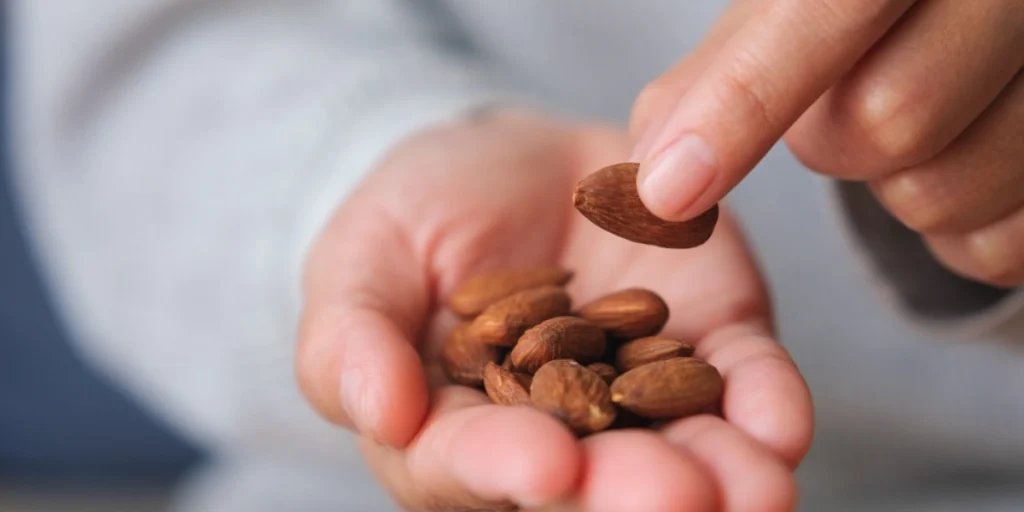 Mandler, Almonds