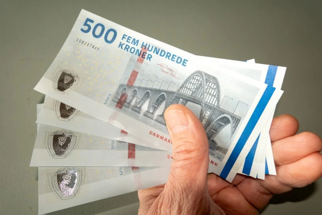 Svindlere lokker med overbevisende trick og tager millioner fra danskere hvert år